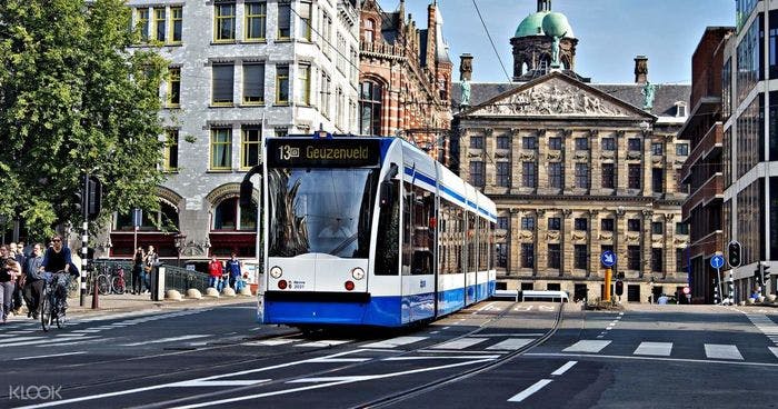 Cover Image for Top 10 Trams in Europe